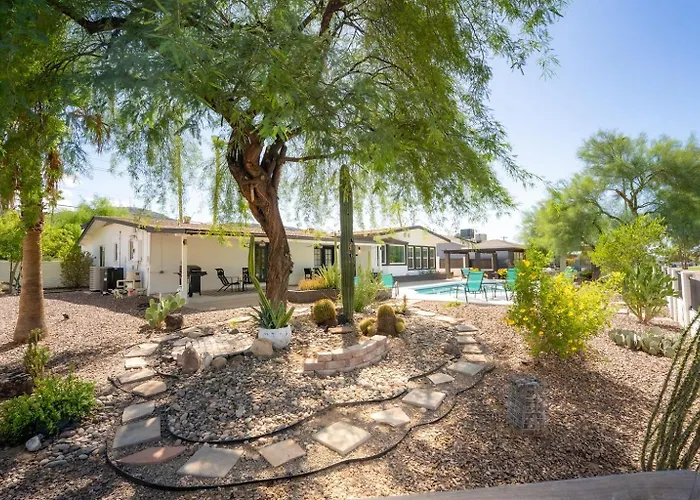 Golf Course - Heated Pool Holiday home *